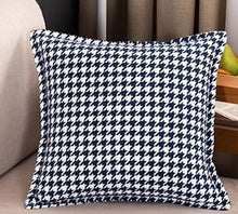 Load image into Gallery viewer, Houndstooth-Nordic - Truly Decorative
